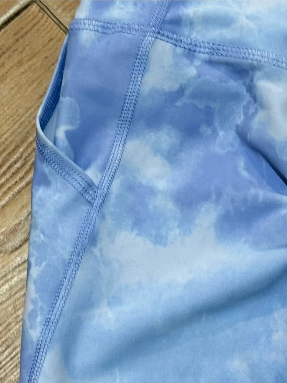 Light Blue Marble Old Navy Active Leggings